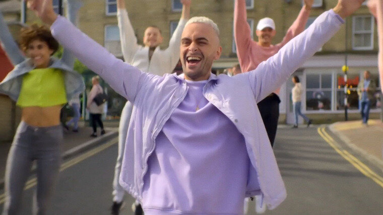 Винни представляет себя героем мюзикла