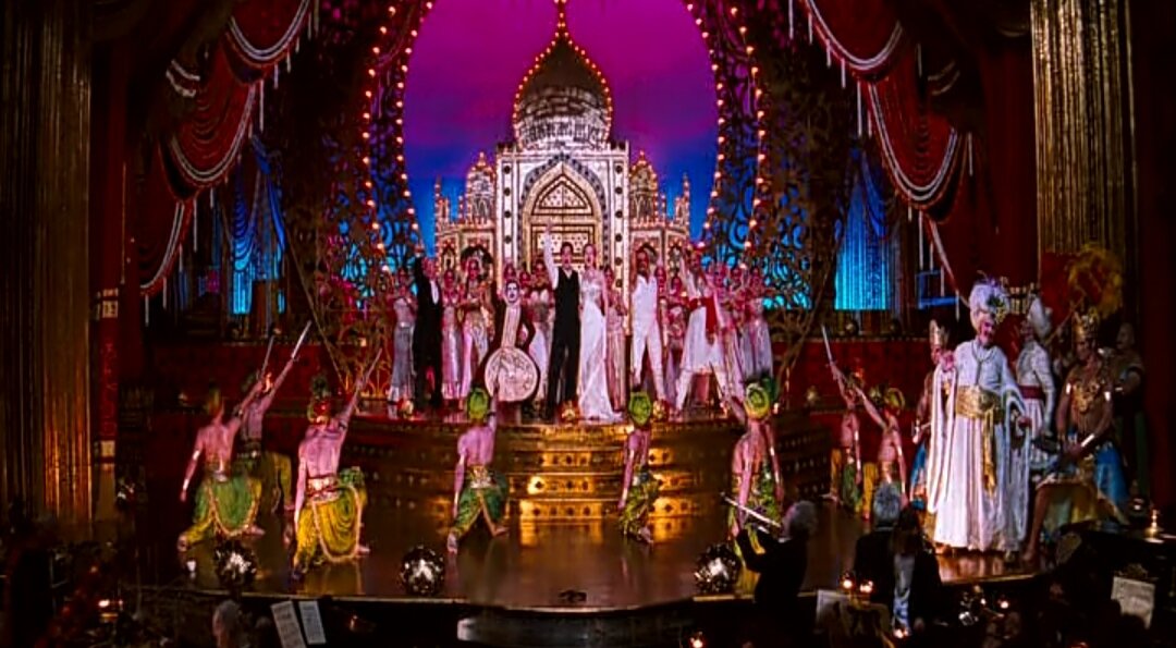 Кадр из фильма "Мулен Руж"