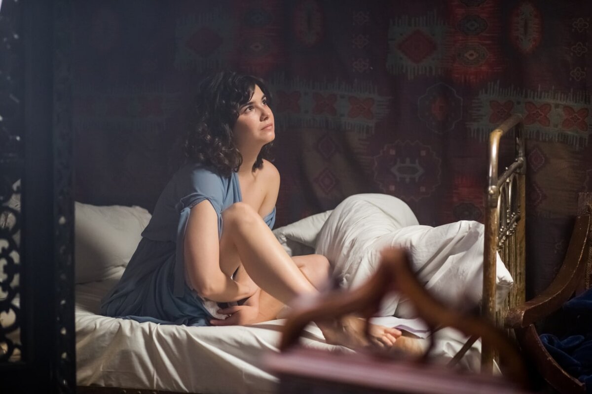 Маша Андреева в роли Ларисы. Кадр из сериала «Молчание»