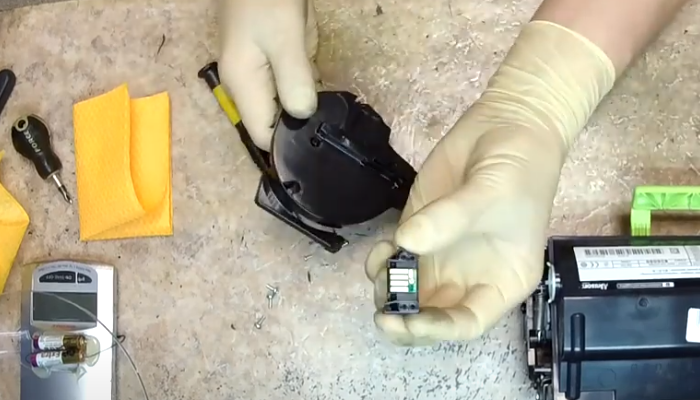 Фото 23. Закручиваем три винта