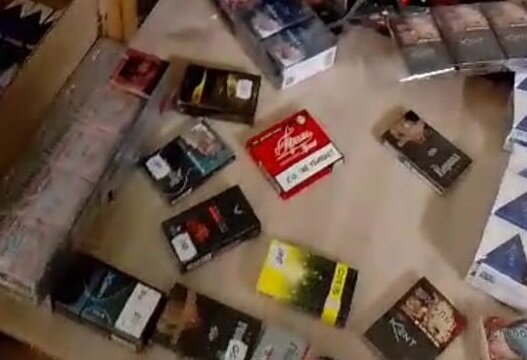 Мужчина незаконно торговал табачными изделиями известных российских брендов