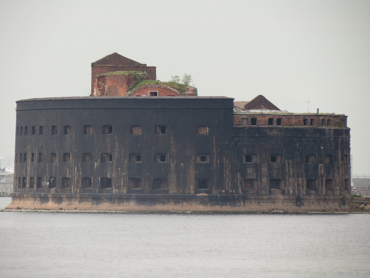 © Perfektangelll / CC BY-SA 4.0 (Форт «Император Александр I», 2012 г.)