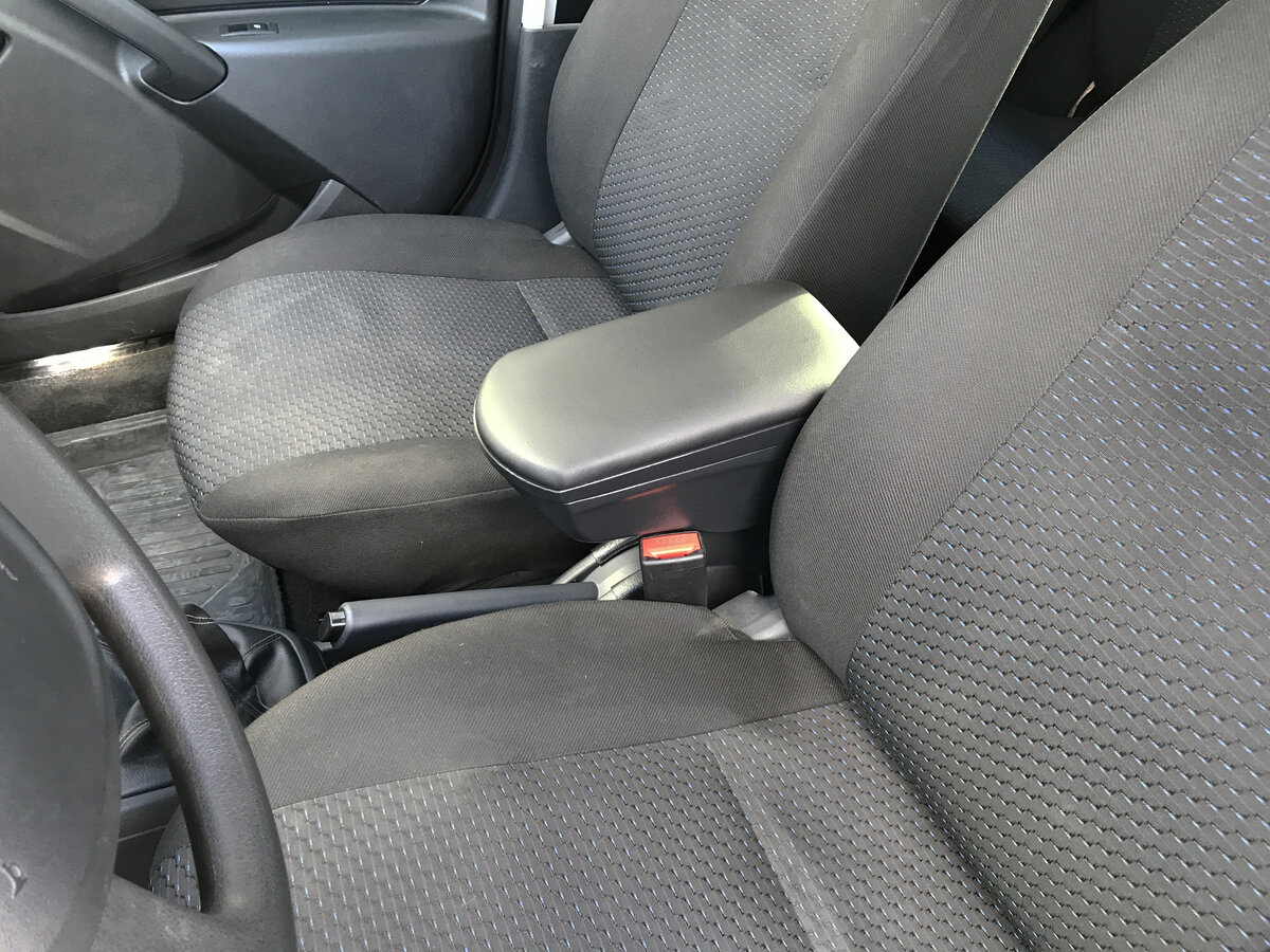 Подлокотник ArBox2 Lada Granta Fl с 2018г.в по н.в