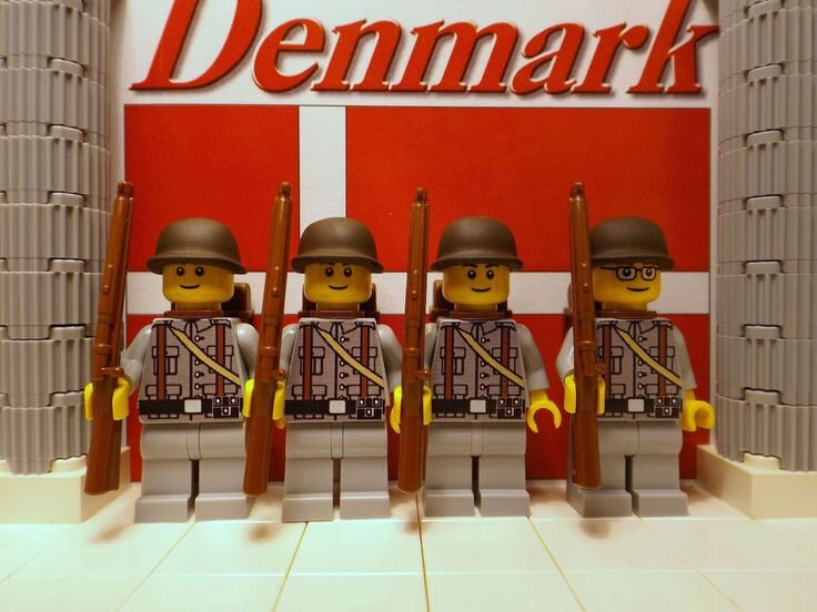 Родина Lego — Дания