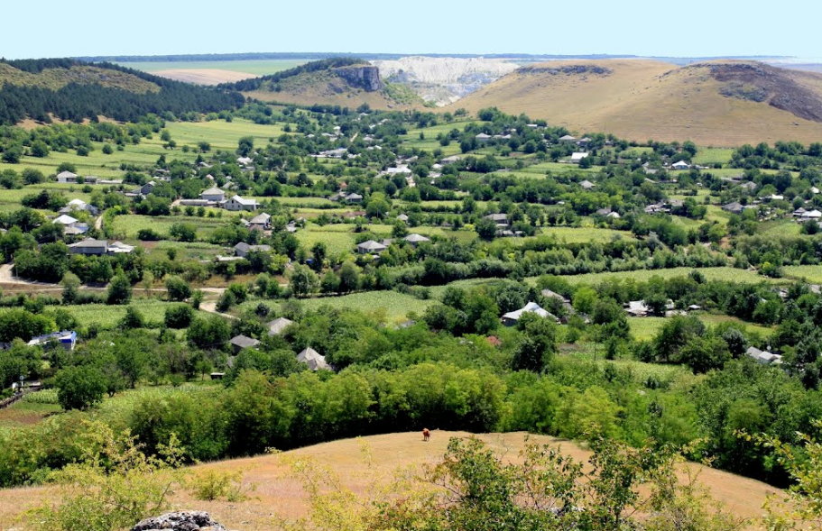 Молдавия село. Молдова село Киштельница. Село Фетешты. Фетешты Молдова. Село Пепены Молдавия.