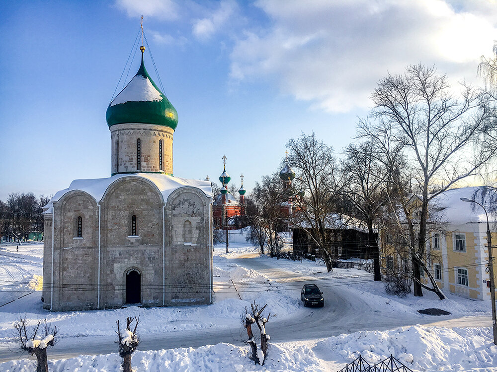 Погода в переславле залесском дня. Спасо-Преображенский собор Переславль-Залесский. Храм в Переславле Залесском Спасо Преображенский. Переяславь Зеленский Спасо реображенский собор. Спасо-Преображенский собор в Переславле-Залесском 1152.