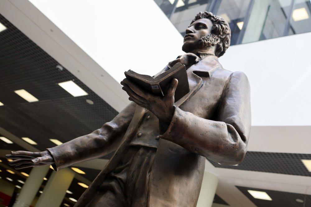 Скульптор Александр Бурганов, tvc.ru