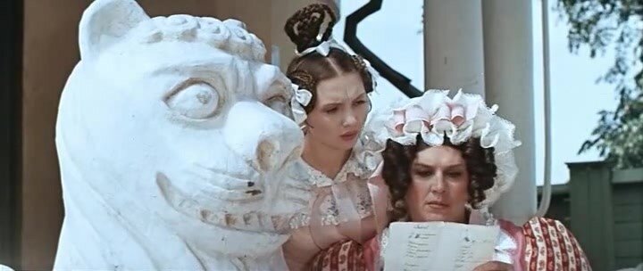 О.Анохина и Н.Мордюкова. Кадр из фильма