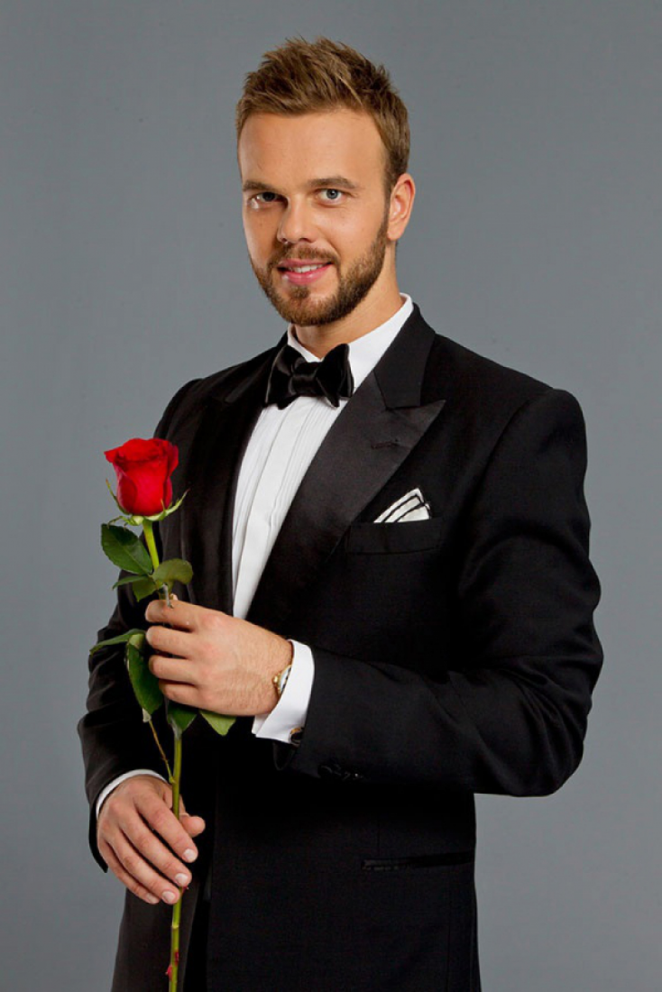 холостяк все выпуски. холостяк 9 сезон. шоу холостяк. шоу холостяк 2. холостяк 2014.