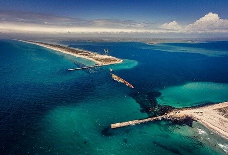 Вид Донузлава  с высоты. Иллюстрация взята с Яндекс.Картинок
