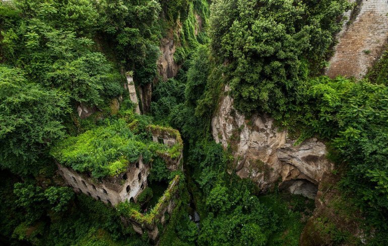 Заброшенная долина мельниц в Италии - джунгли посреди Сорренто