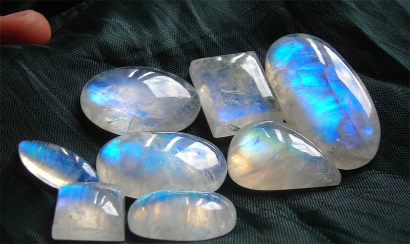 натуральный