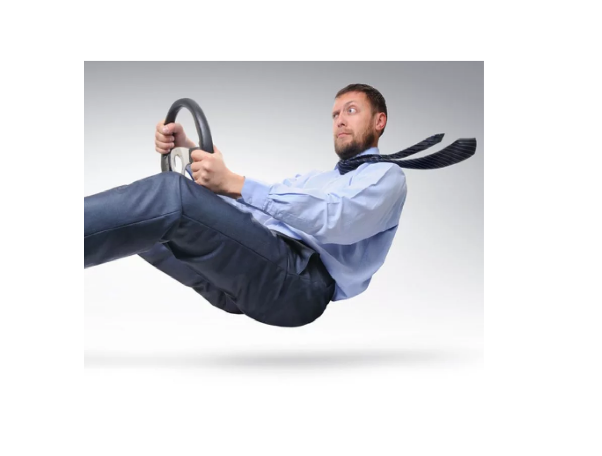 Анекдот про мужика с рулём от камаза... Источник изображения - https://mport.ua/zdorove/fitness/771352-hudej-za-rulem-kogda-lishnij-ves-opasen