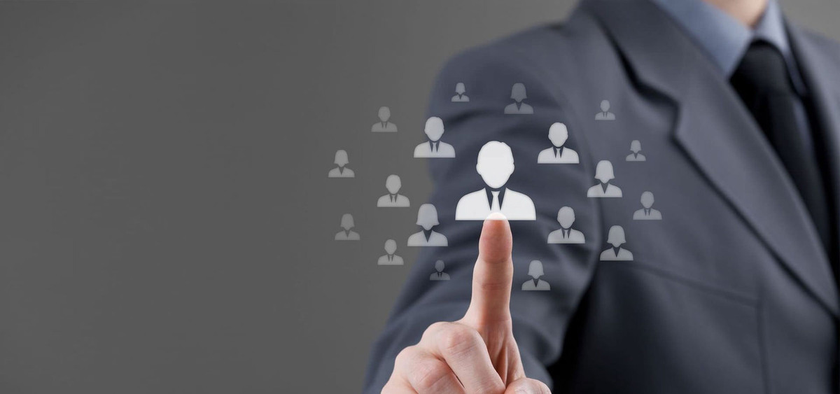 Как нанять в компанию уникальных IT-специалистов и не впасть в отчаяние? Команда Zucker Studio расскажет о креативных методах привлечения кандидатов из дефицитной сферы.