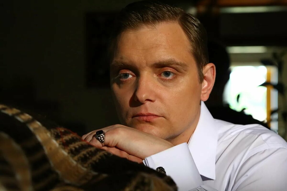 Александр денисов биография личная жизнь Актер Святослав Астрамович: личная жизнь и жена актриса Звезды сегодня Дзен