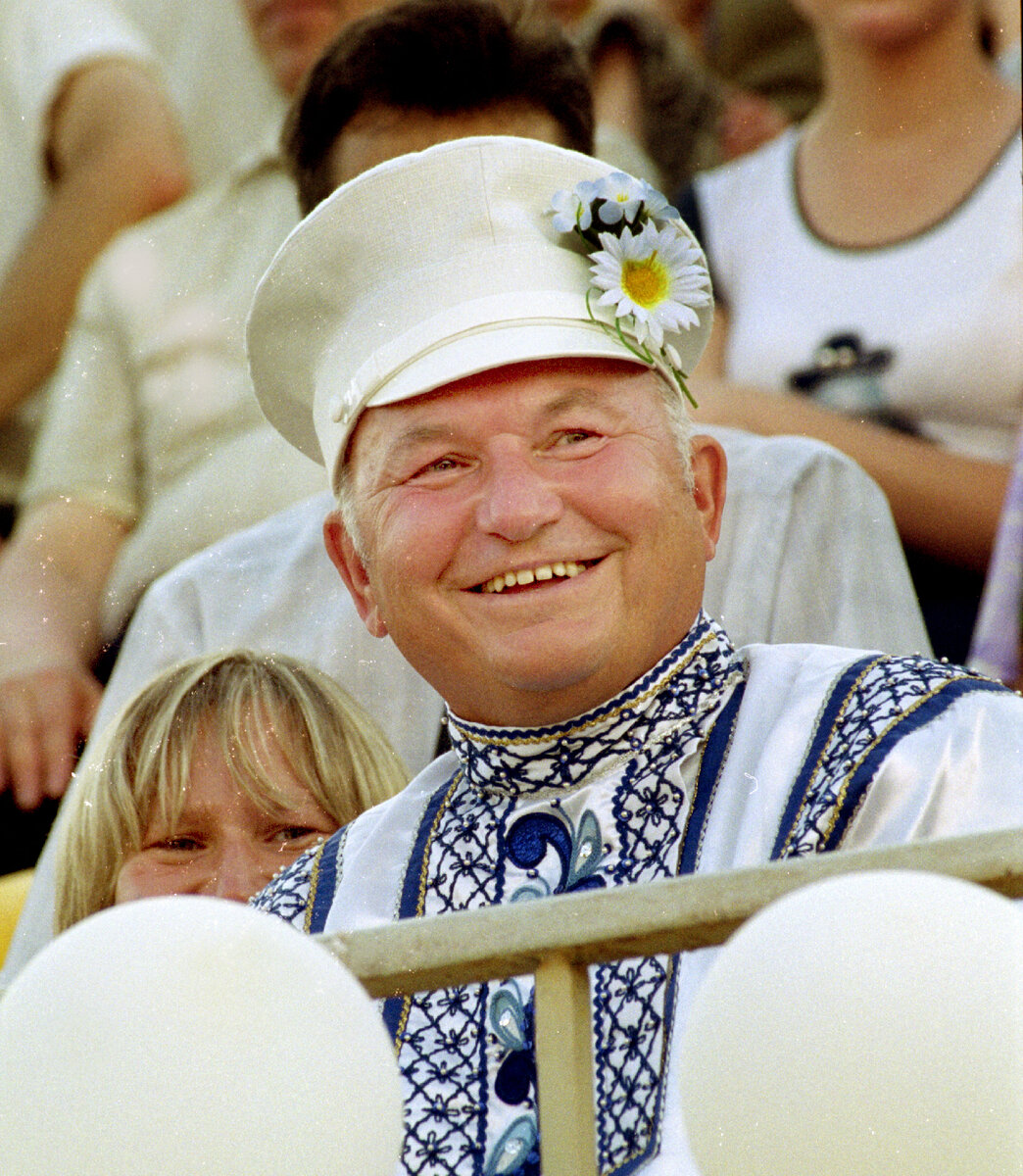 Юрий Лужков 1991