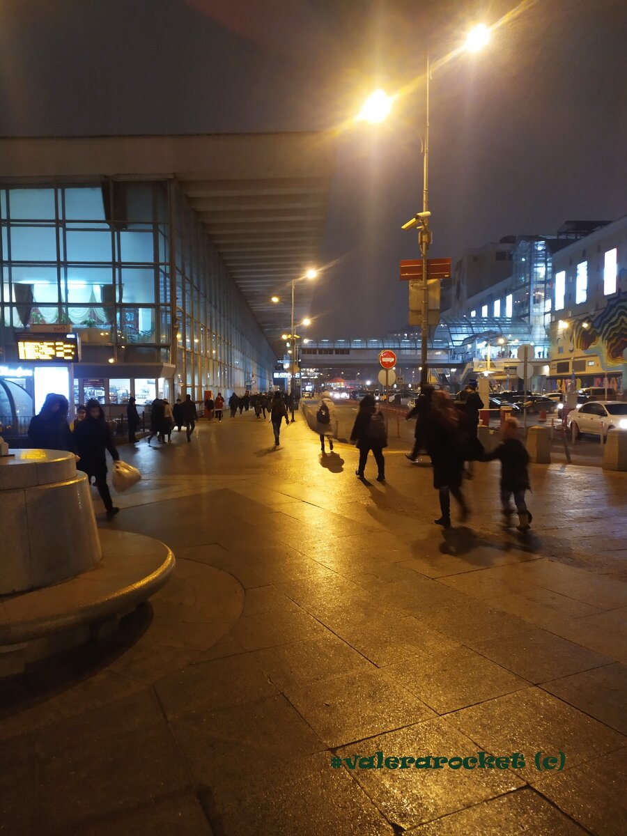 Площадь Курского вокзала г. Москвы