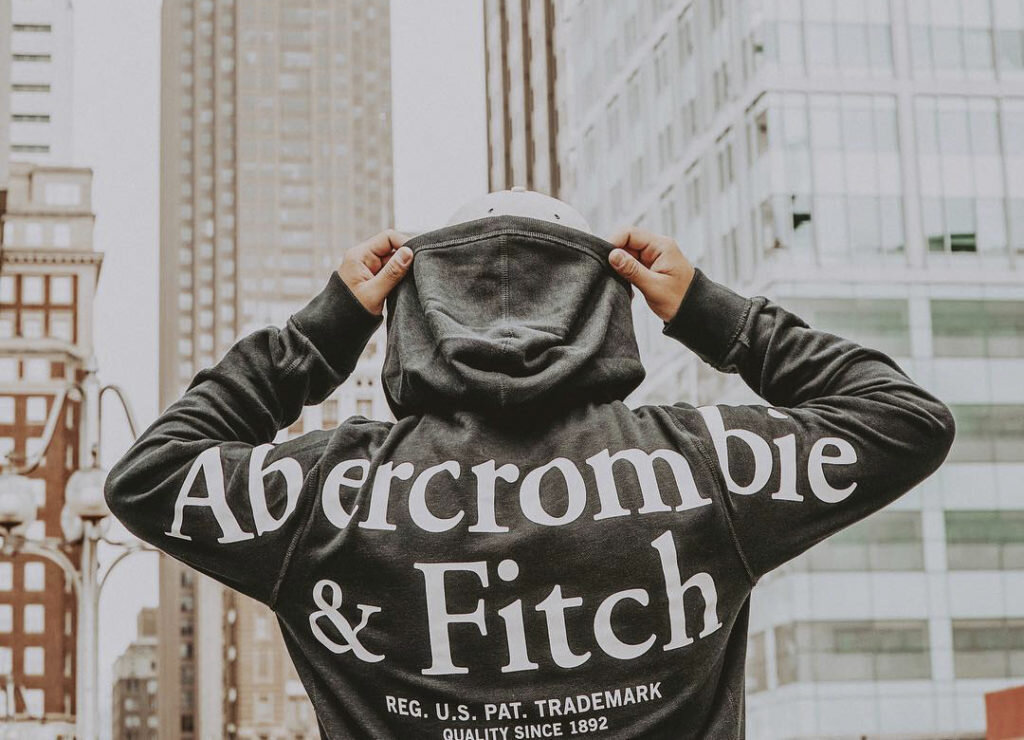 Abercrombie back logo on sale hoodie