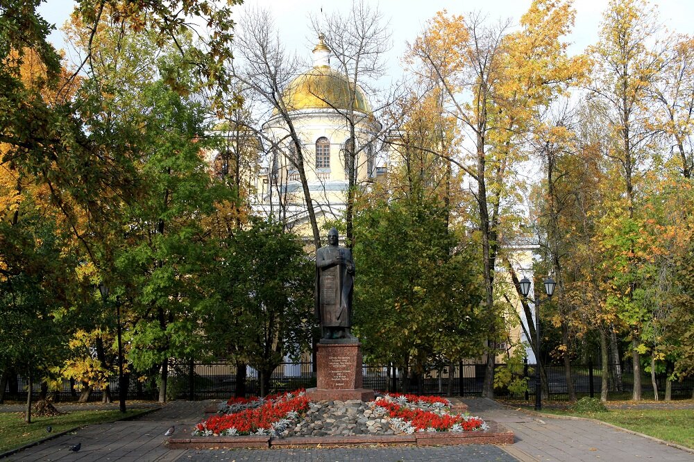 Памятник Александру Невскому