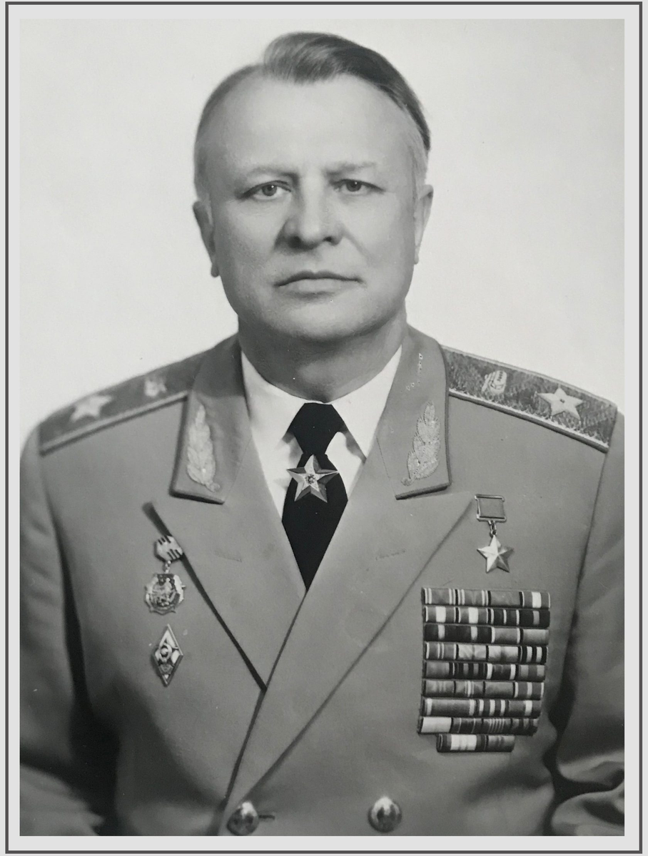 Маршалы 8. Министр обороны ссср 1985. Маршал советского союза. Я. Маршалы 8.