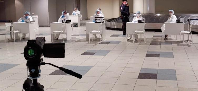 Эпидконтроль в аэропортах Москвы. Фото: https://www.sobyanin.ru