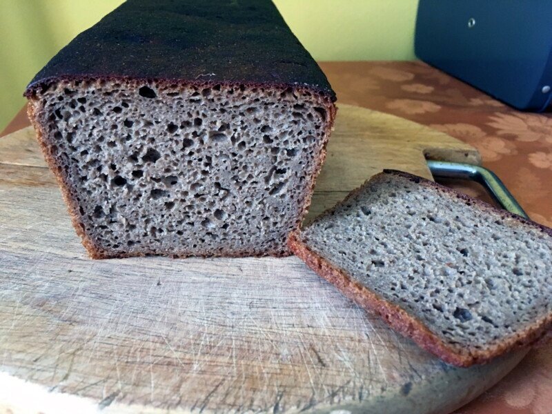 Ржаной хлеб на закваске (без дрожжей) в хлебопечке. Рецепт с фото