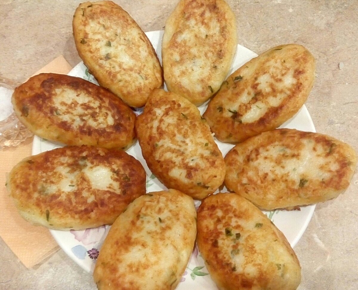 Картофельные оладьи с сыром и ветчиной