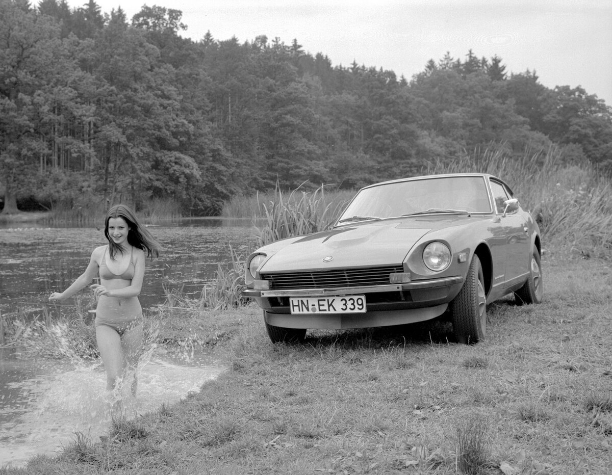 Рекламное фото Datsun 260Z