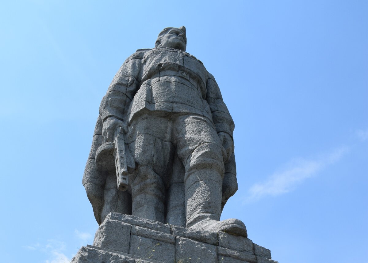 "Алеша" - памятник советскому солдату-освободителю