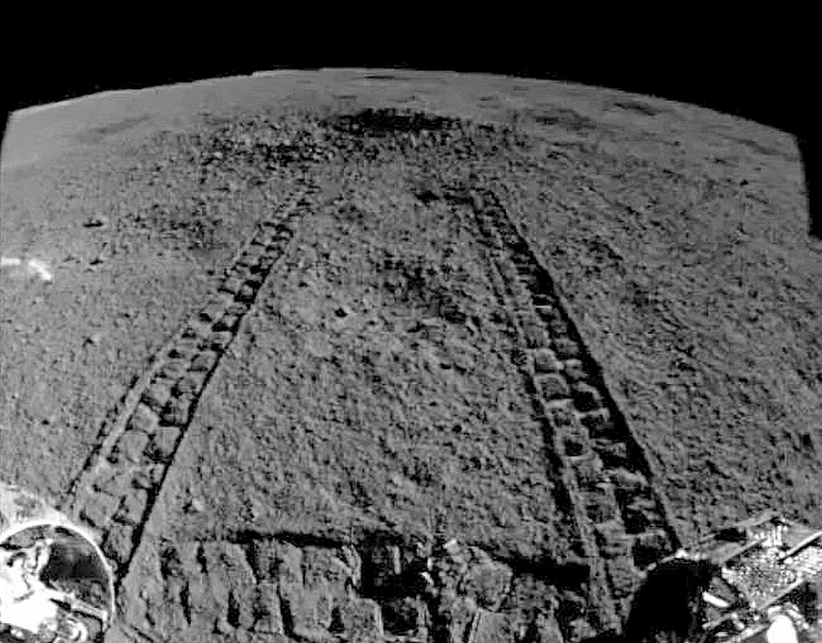 Место посадки Аполлон 11 на Луне