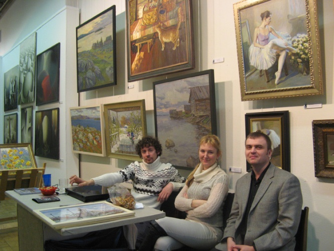 Мария Станиславовна Молодых (в центре) /фото :https://www.liveinternet.ru/users/truskovalent/post378213895/