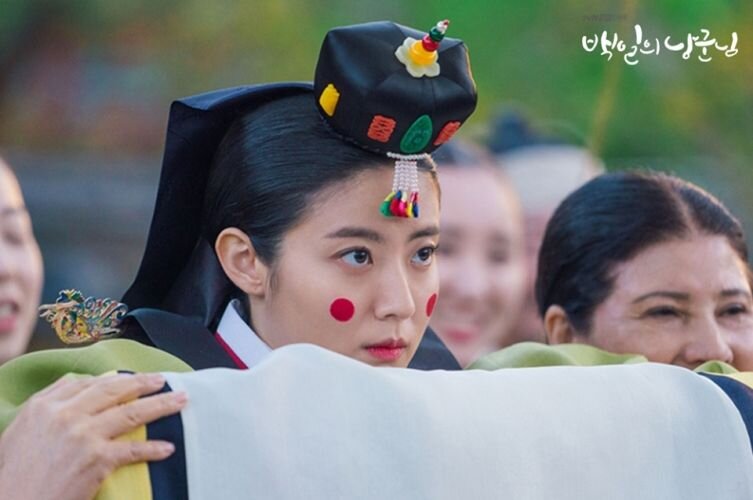 НАм Джи Ён в роли Ён Хон Сим