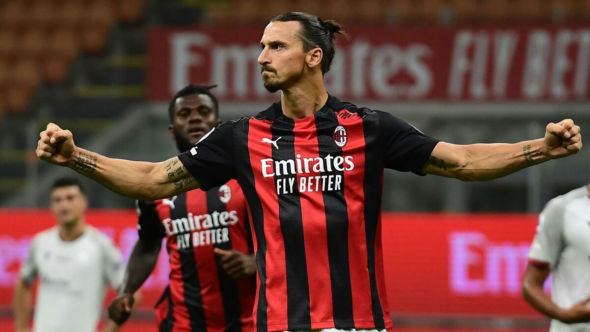 Зла́тан Ибраги́мович— шведский футболист, нападающий итальянского клуба «Милан».