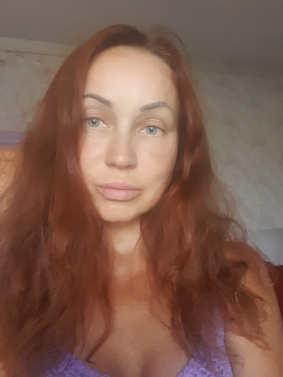 Я принимаю саму себя и внешний мир, во всем его разнообразии, поддерживая высокий уровень концентрации на настоящем моменте, окрашивая его сознательно в цвета благополучия...