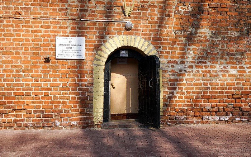  23 октября 2011 г. Здесь внимание будет больше направлено на состояние кладки кремля.-19