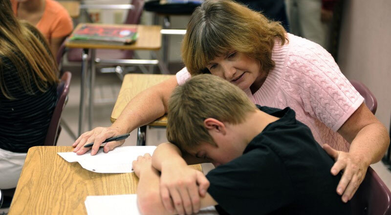 Учитель, для многих детей, играет важнейшую роль в жизни.