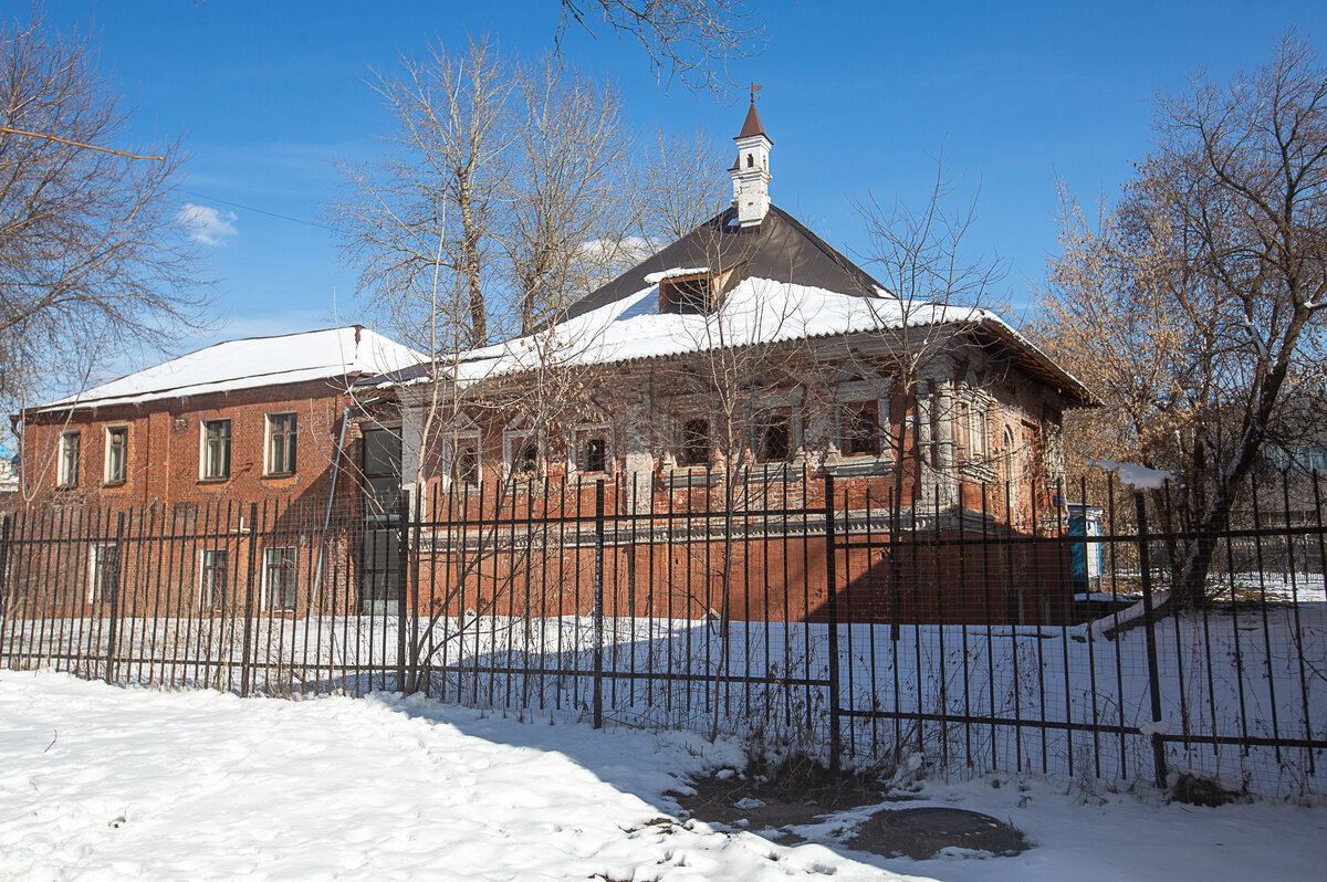 Палаты Кожевенной слободы. Москва, Кожевническая улица, 19с6. Фото автора статьи (ещё 1 фото)