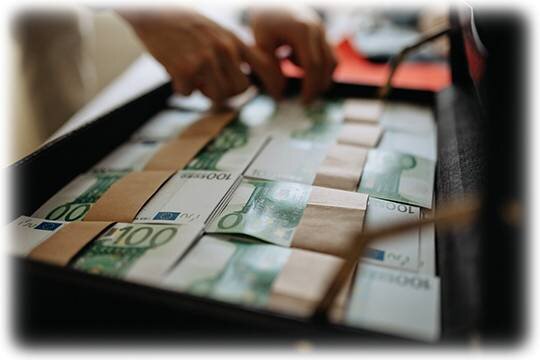    России предрекли отъезд миллиардеров