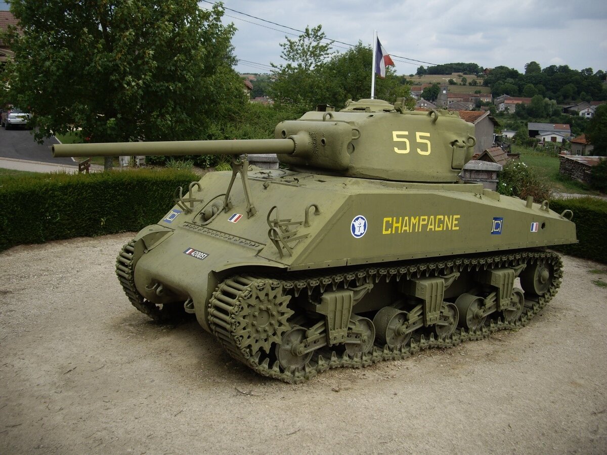 Американский танк второй. М4 Шерман. Танк Шерман м4а3. M4 Sherman (Шерман). Танк Шерман м4а3 76 w.