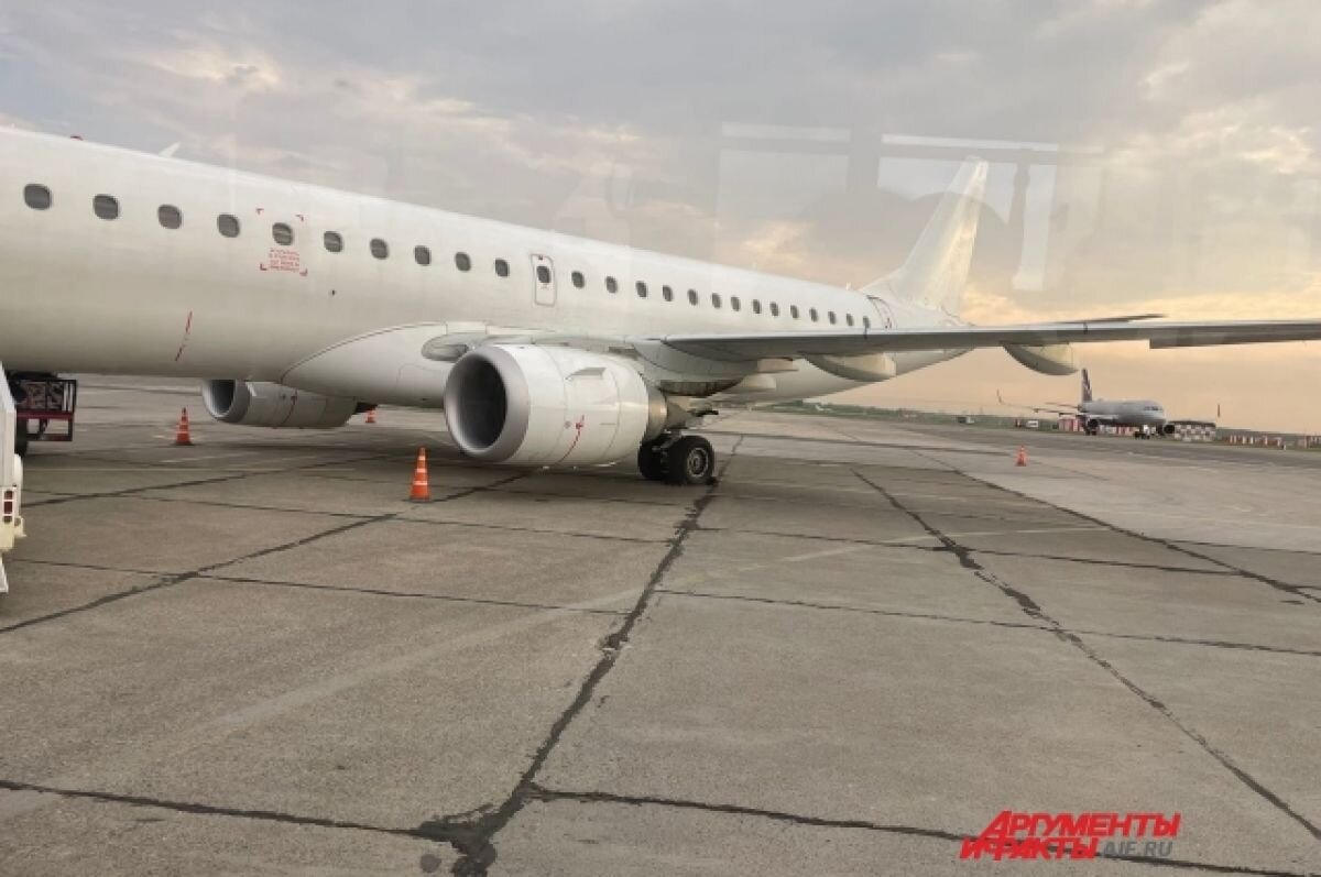    Врач из Перми помогла пассажиру самолёта, которому стало плохо в полёте