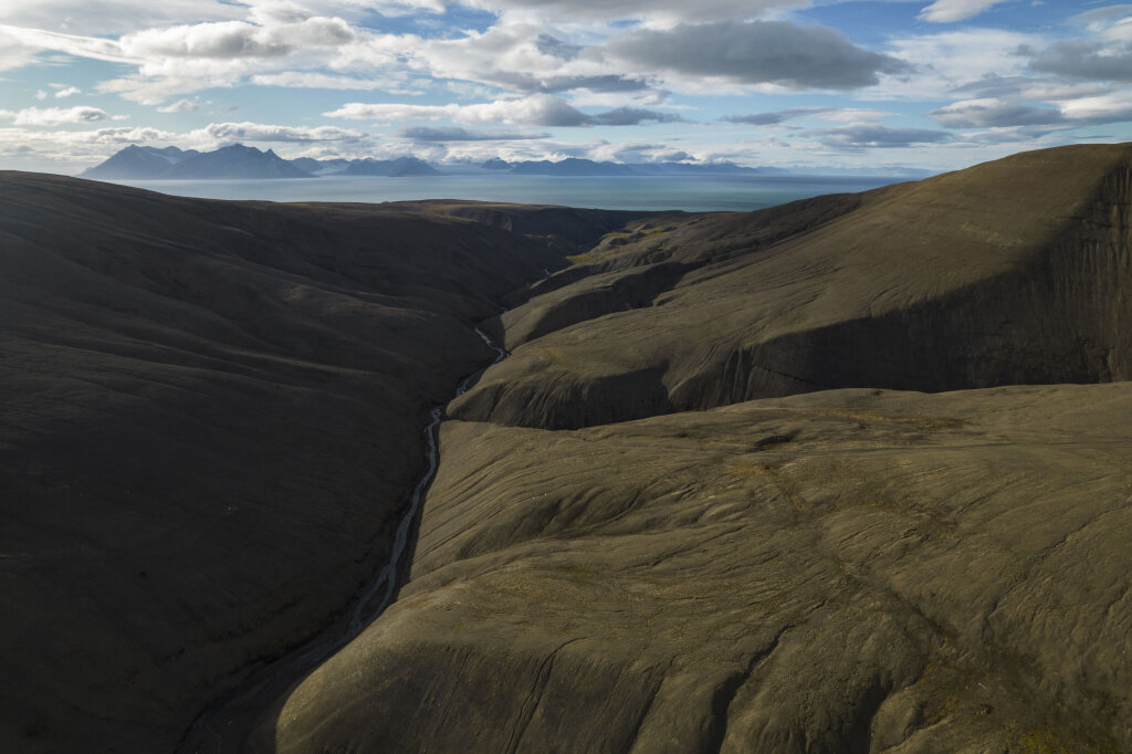 Горы Новой Земли. Фото Ивана Ковалёва