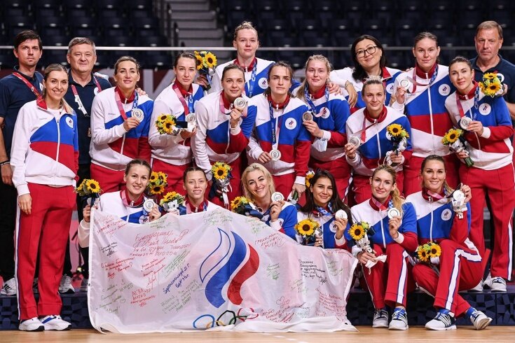 Что бы ни говорили - наши лучшие, а европа только в ходьбе по граблям...