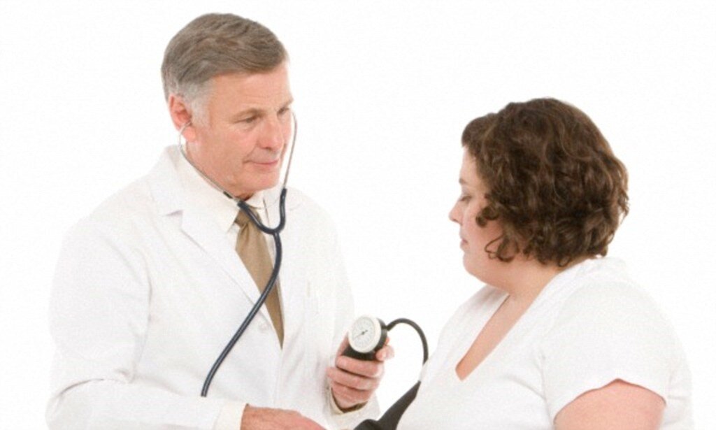 Врач-эндокринолог что лечит. Ожирение врач. Эндокринолог ожирение. Толстый врач. Консультация диетолога.