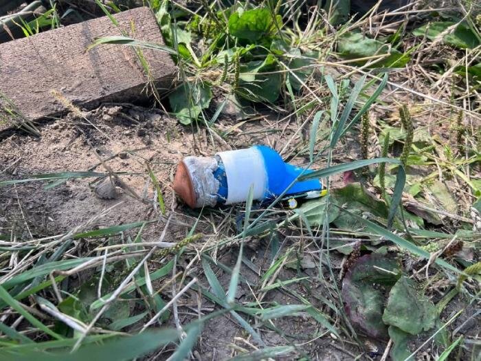 Российские военные посадили украинский дрон-камикадзе средствами РЭБ в Рыльском районе Курской области, источник – Телеграм-канал RT на русском