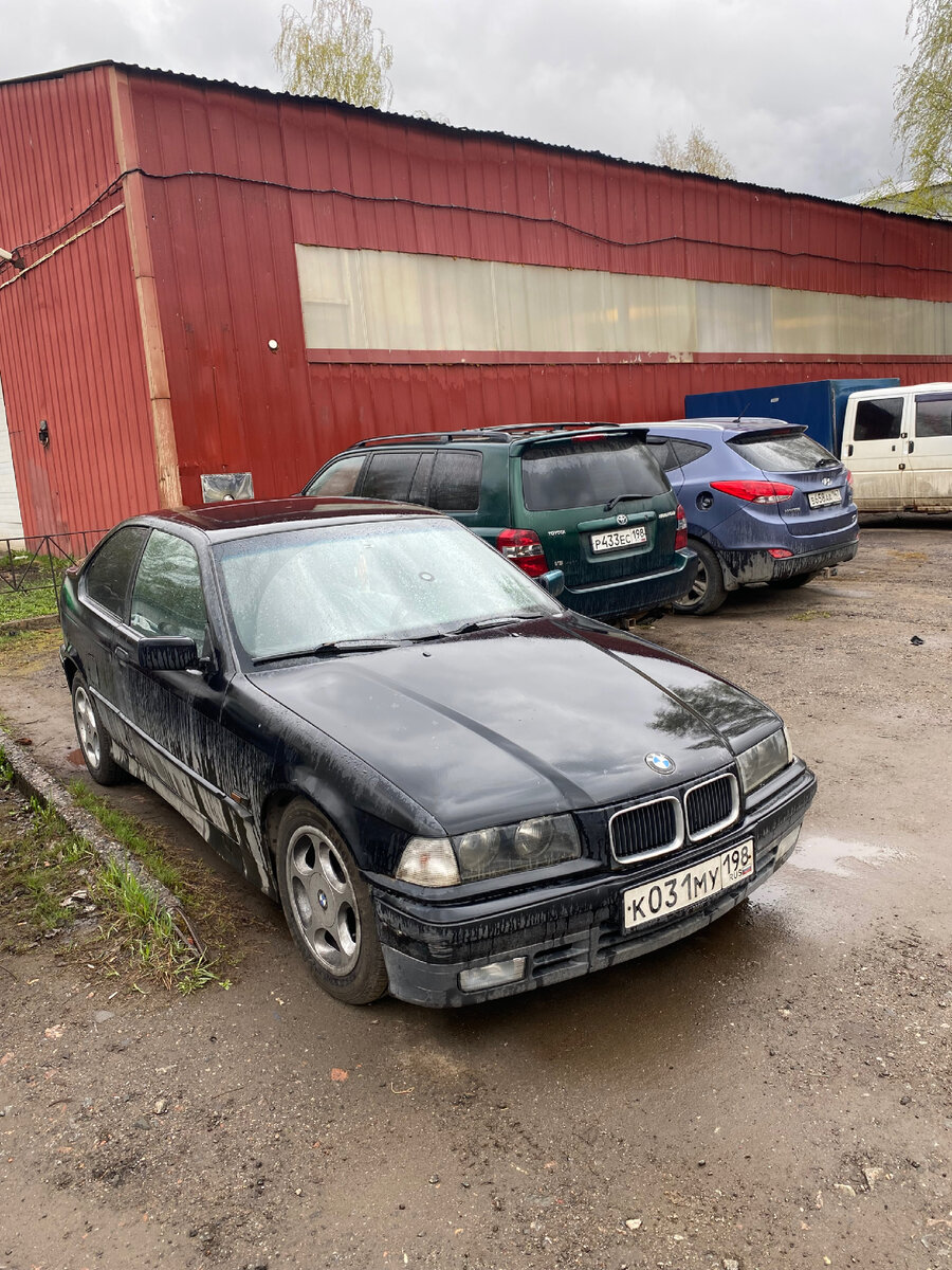 Вот он мой Компот. Частые поездки за город неблаготворно сказываются на чистоте машины