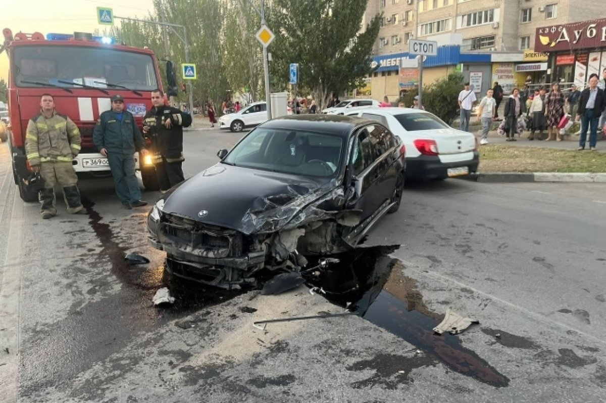    Две женщины и подросток пострадали в ДТП с BMW и маршруткой в Волжском
