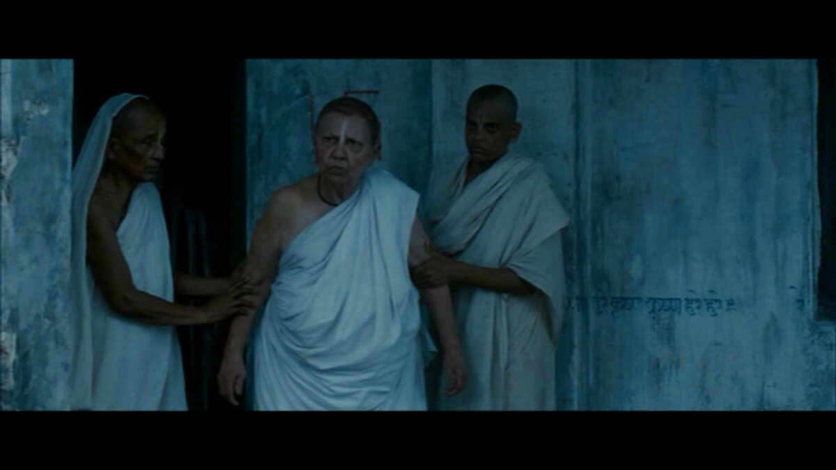 Кадр из фильма "Вода"