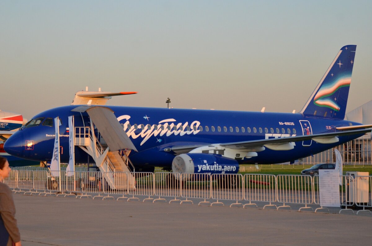 Суперджет 100 авиакомпании Якутия на авиасалоне МАКС-2019