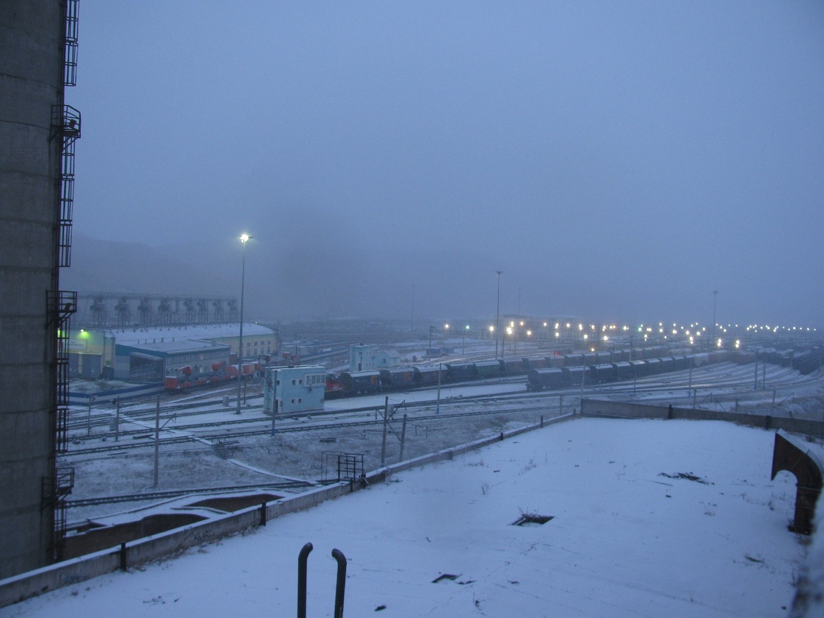 Вид на "Отстойник" с крыши здания