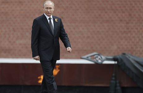 Владимир Путин к вечного огня